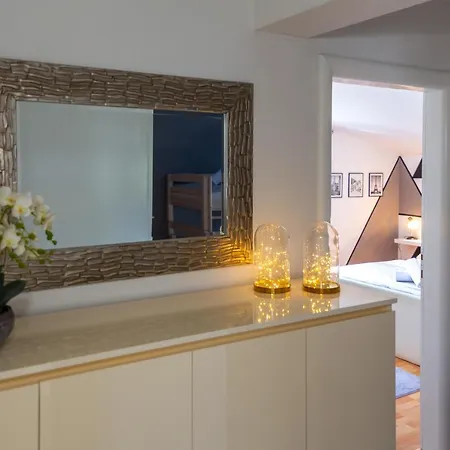 Villa Martina, Vinjani -