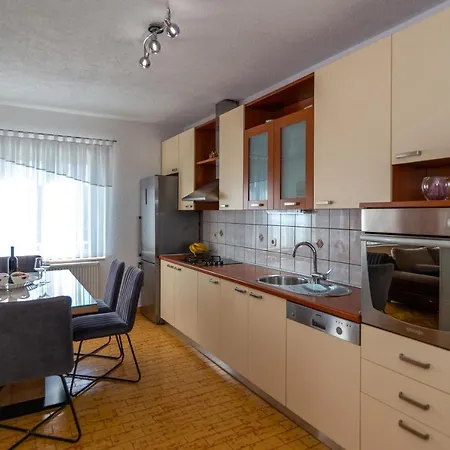 Martina, Vinjani - Villa Imotski