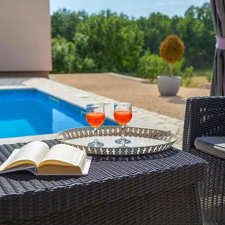 Martina, Vinjani - Villa Imotski