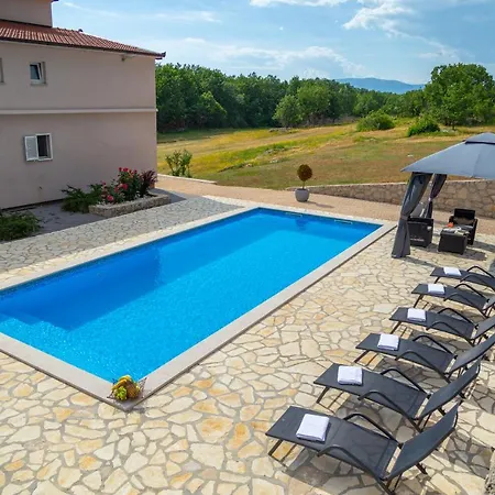 Martina, Vinjani - * Imotski